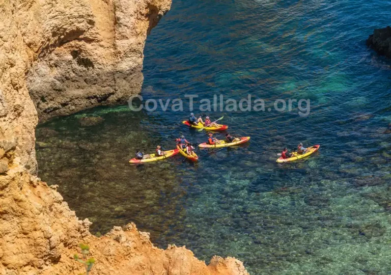 Ruta en kayak Cabo San Antonio verano 2025